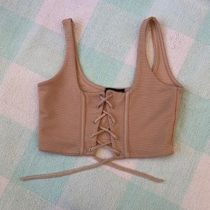 Lace-up corset in ballerina pink